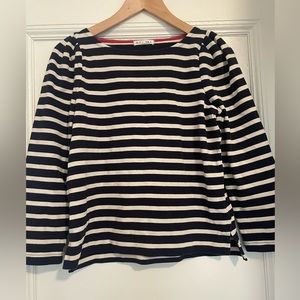 XS black and white Alex Mill puff sleeve striped Breton shirt.